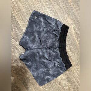 Lululemon shorts size 8